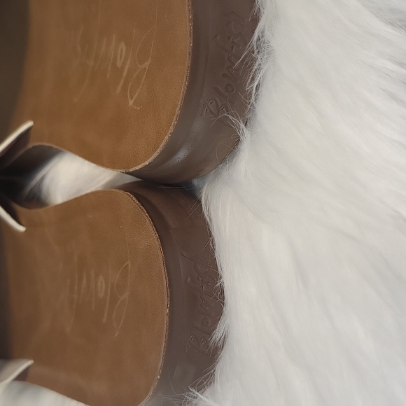 Blowfish floral slides - Picture 3 of 4